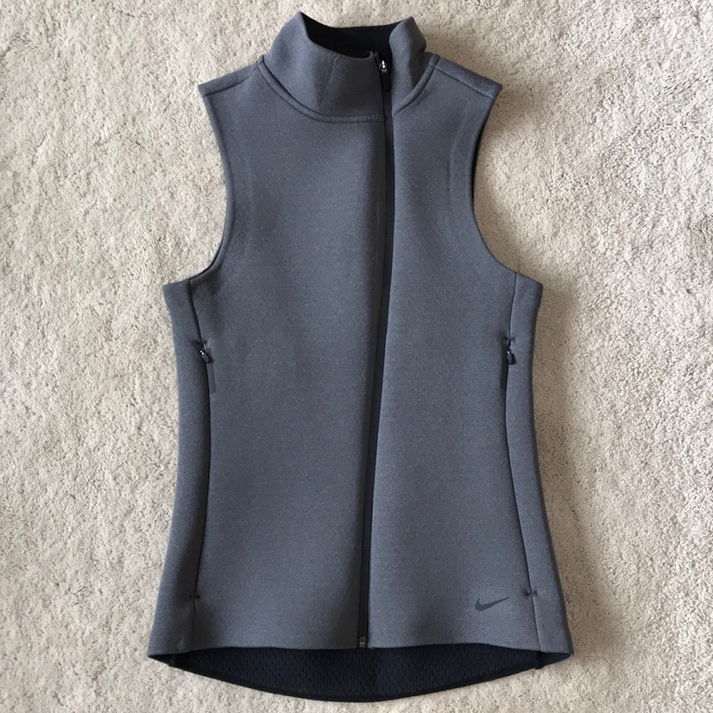 Nike women’s vest